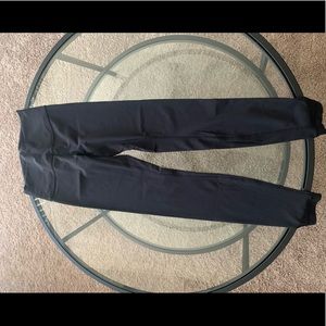 Black Lululemon leggings size 6